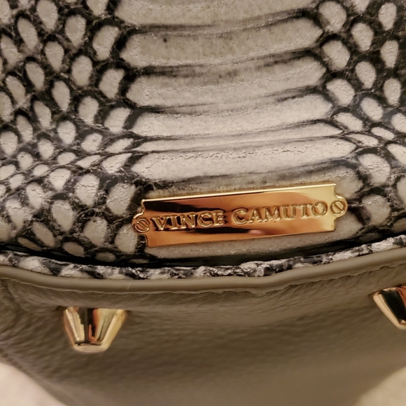 Vince Camuto Julia Satchel - Picture 5 of 6